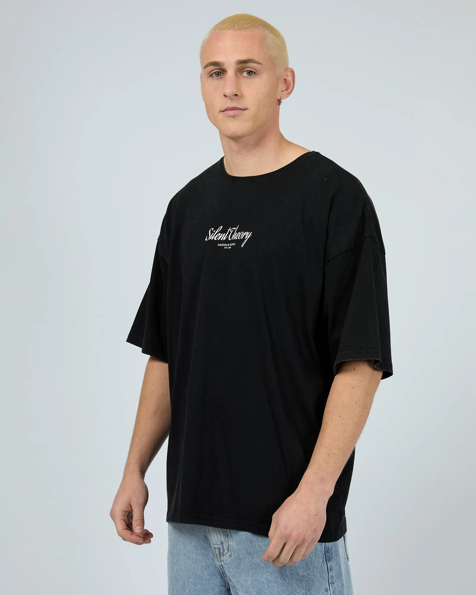 League Tee Washed Black