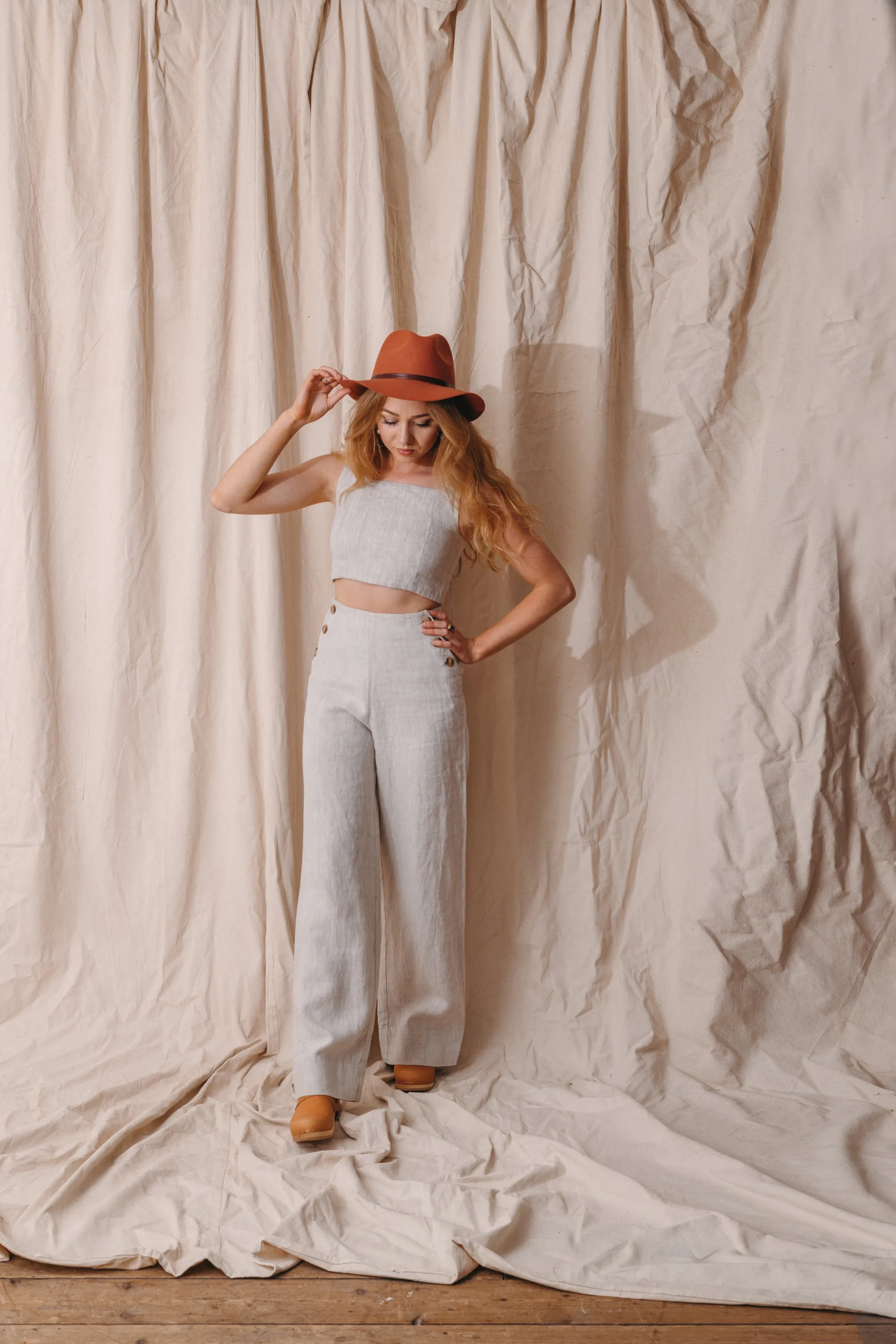 Molly Natural Tank