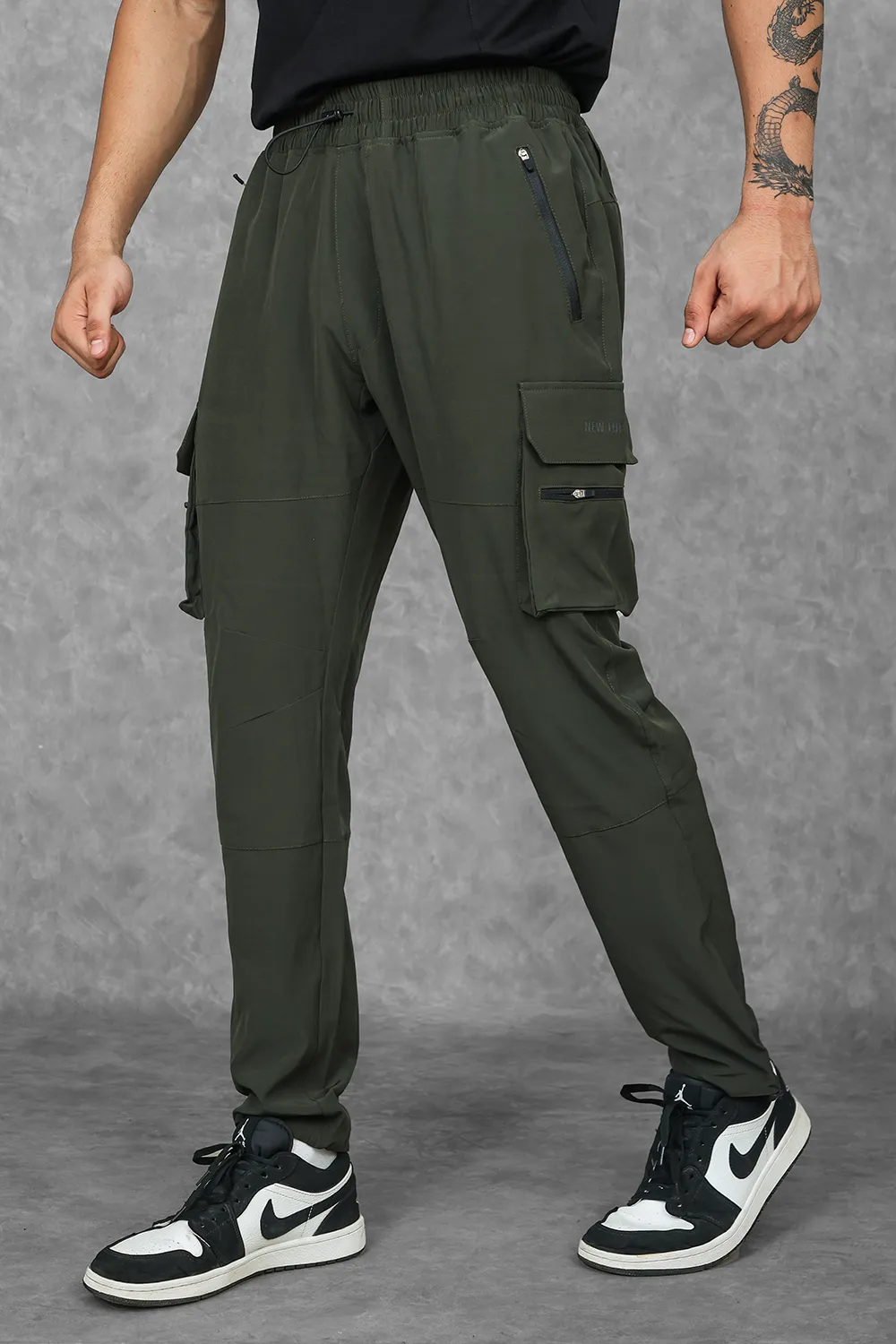 Muscle-Up Ribbed Tank - Green & Impact Woven Cargos - Olive
