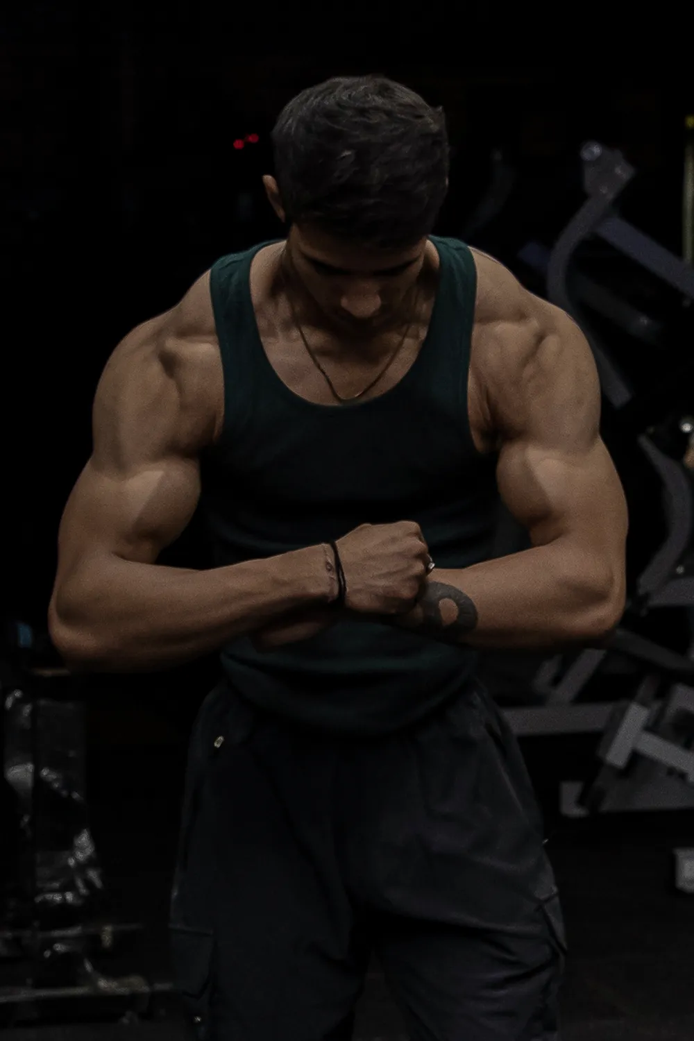 Muscle-Up Ribbed Tank - Green & Impact Woven Cargos - Olive